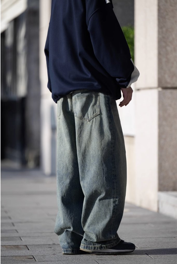 WASHED STRAIGHT JEANS B39843