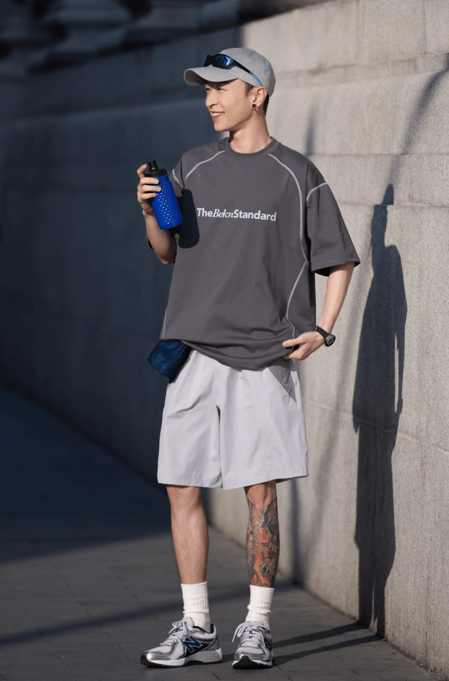 ルーズカジュアルスポーツ半袖Tシャツ男性 B042810