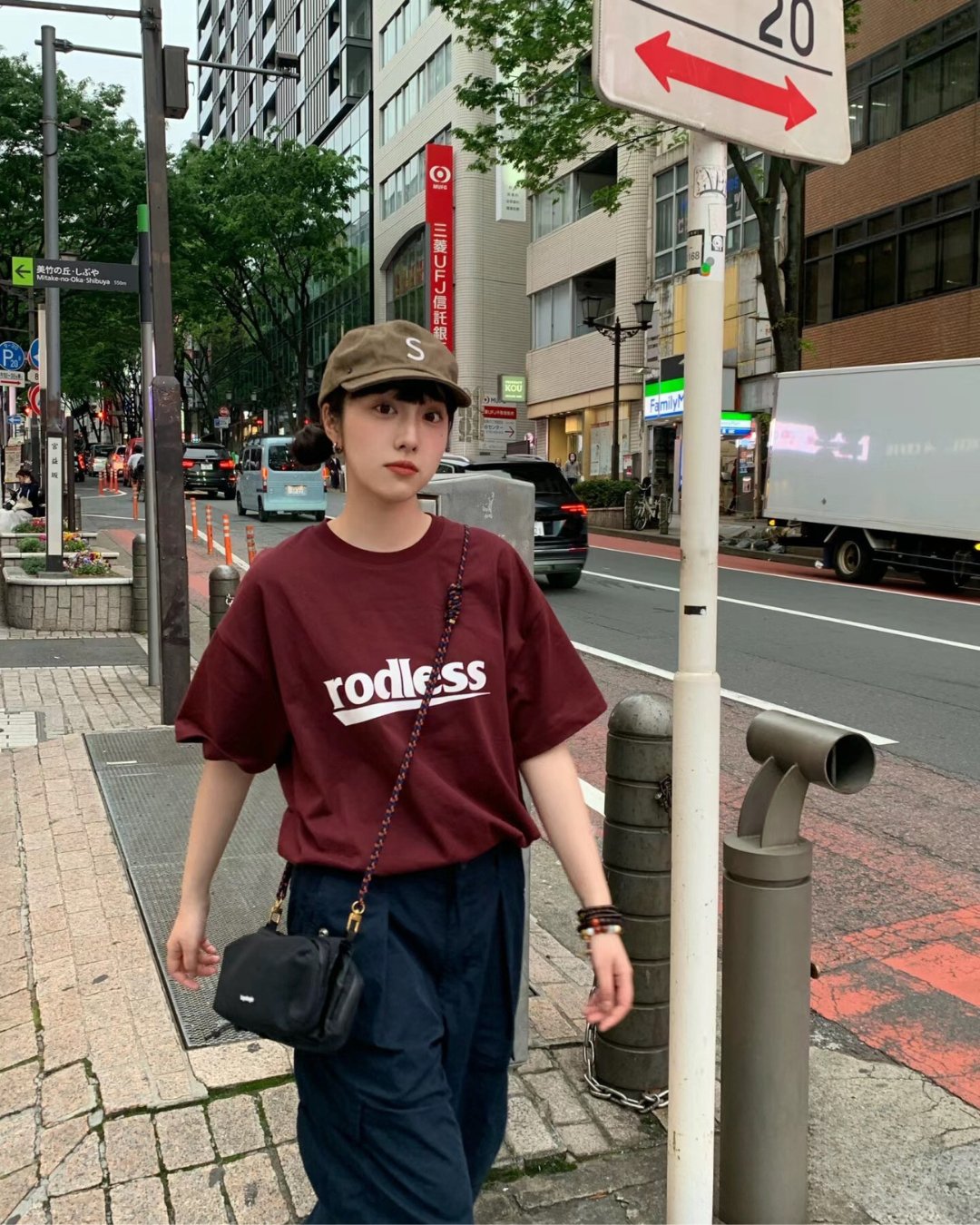 ルーズロゴヘビー330g半袖Tシャツ R06031