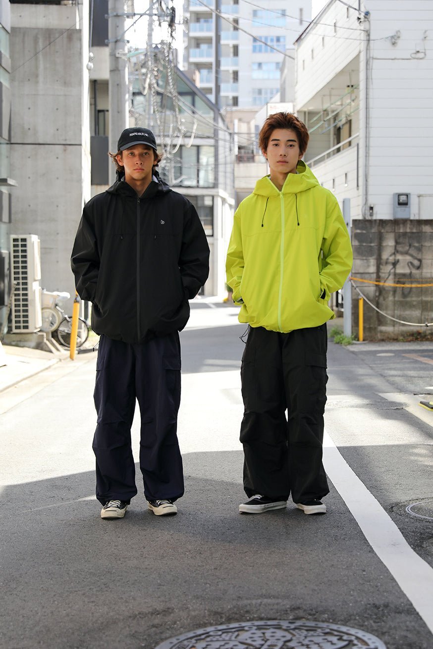 WINDPROOF AND WATERPROOF ZIP RASH JACKET WITH HOOD B03933