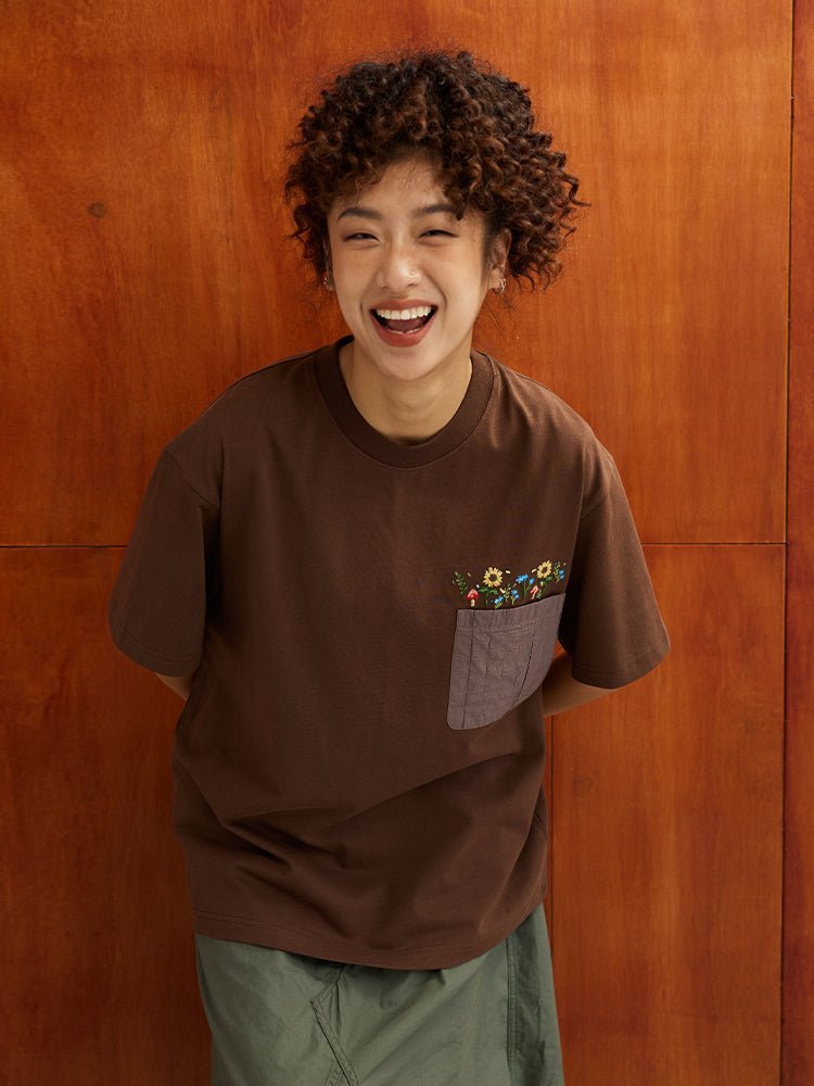 SHORT SLEEVES WITH EMBROIDERY AND POCKETS N65684