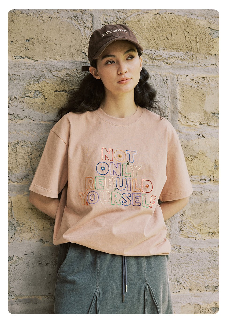 手刺繍コットンクルーネック半袖Tシャツ N051415