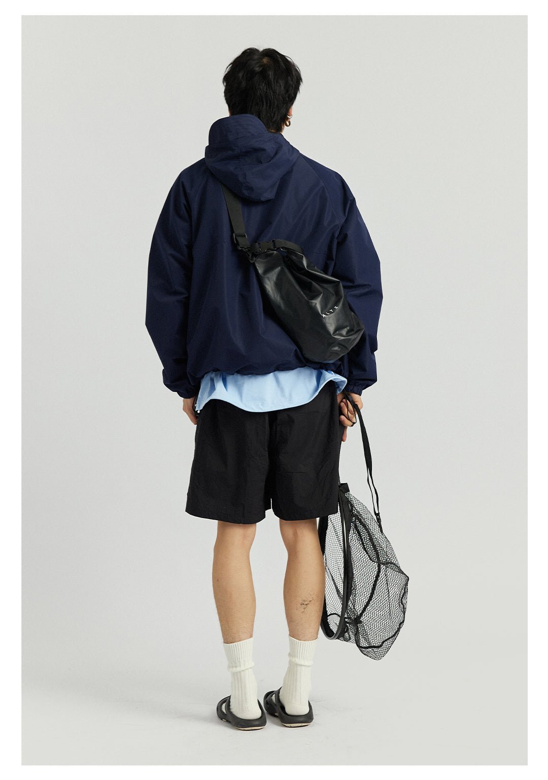 WATERPROOF MULTI-POCKET PERFORATED JACKET N93939