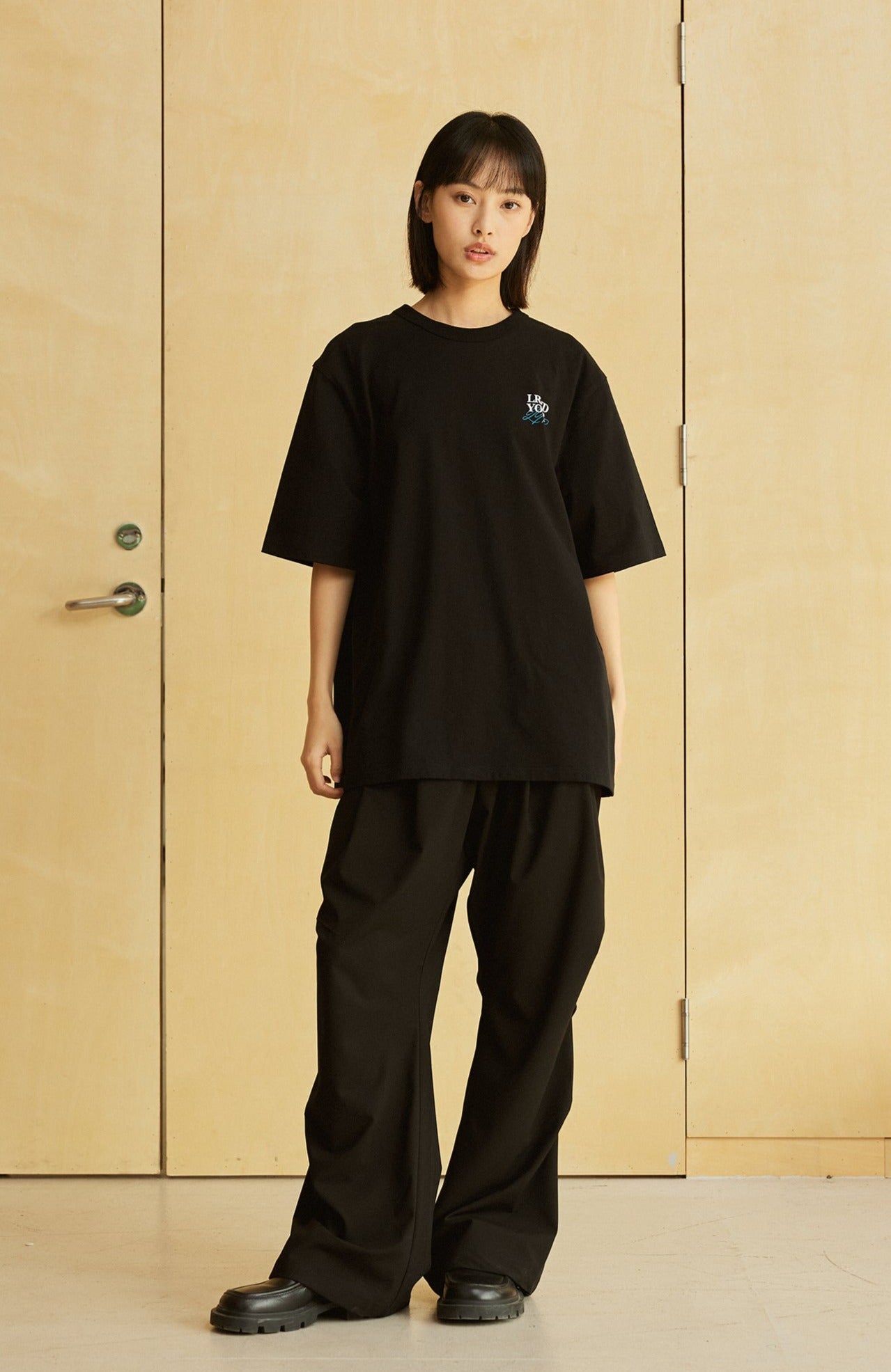 LOOSE FIT SHORT SLEEVE T-SHIRT L05041