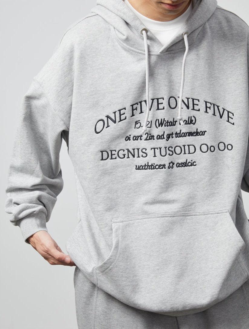 EMBROIDERED HOODED SWEATSHIRT V52777