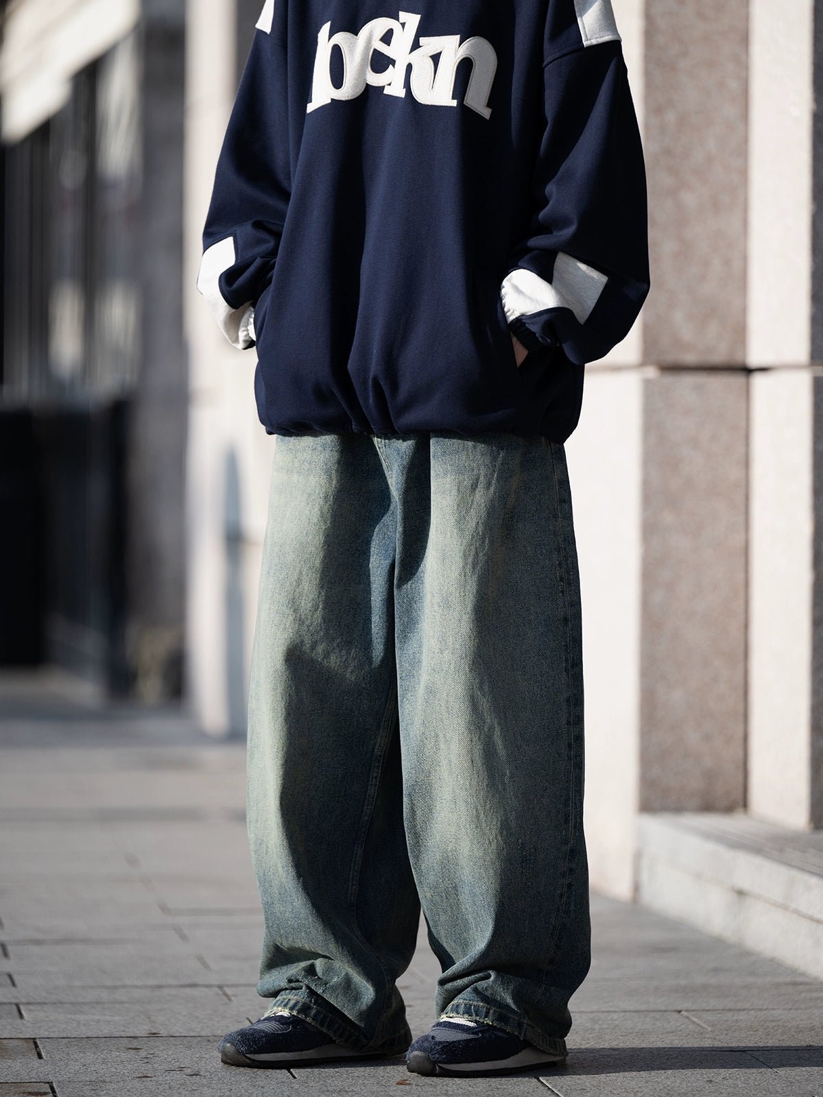 WASHED STRAIGHT JEANS B39843