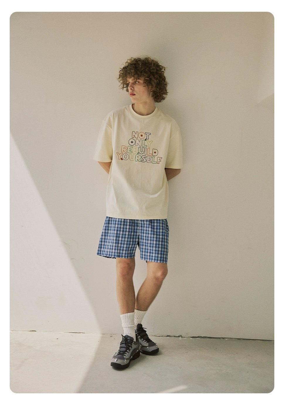 手刺繍コットンクルーネック半袖Tシャツ N051415