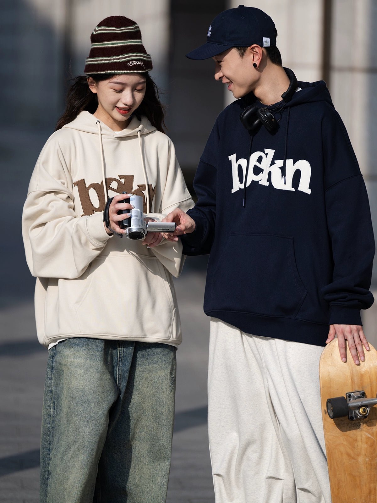 PULLOVER HOODED SWEATSHIRT B39389