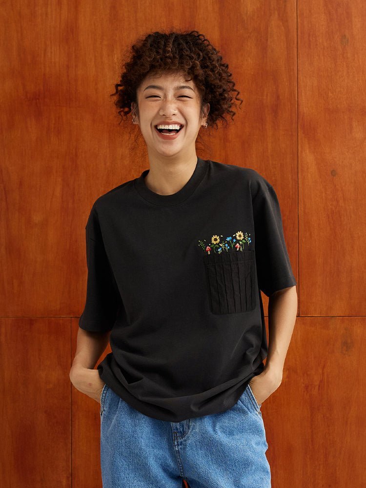 SHORT SLEEVES WITH EMBROIDERY AND POCKETS N65684