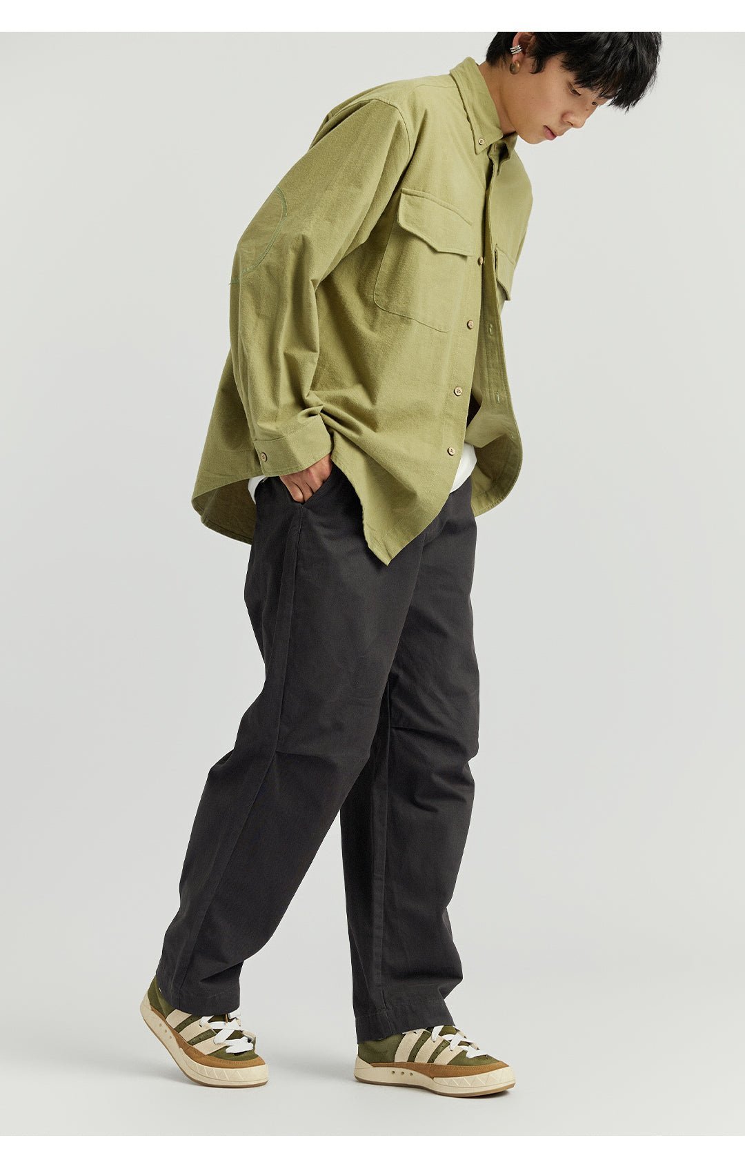 KNEE-PLEATED WASHED PANTS N00332