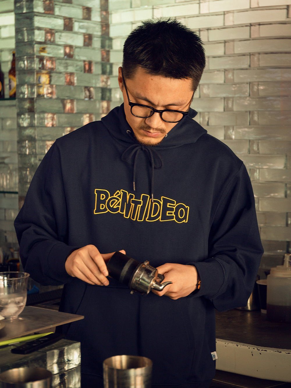 SWEATSHIRT HOODIE B13239