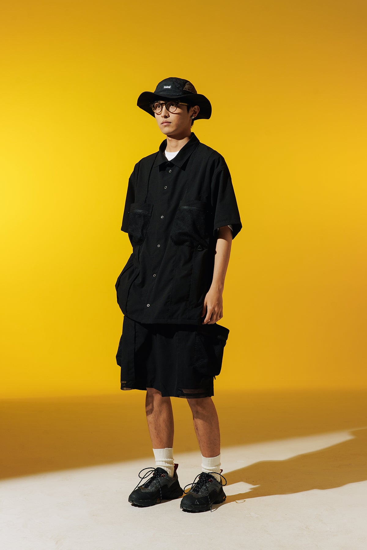 BREATHABLE, QUICK-DRYING, LOOSE-FITTING, SHORT-SLEEVED SHIRT D39903