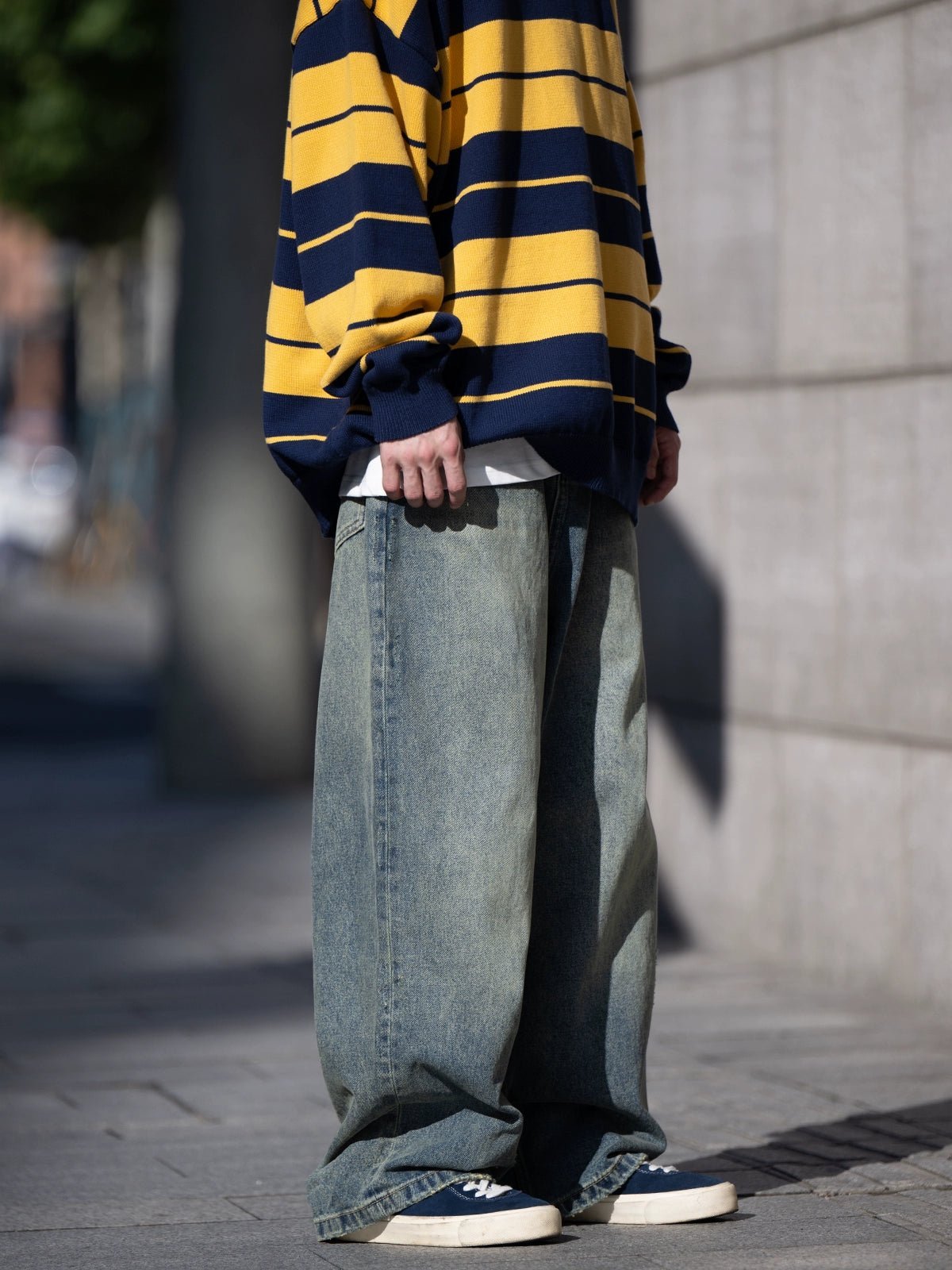 WASHED STRAIGHT JEANS B39843