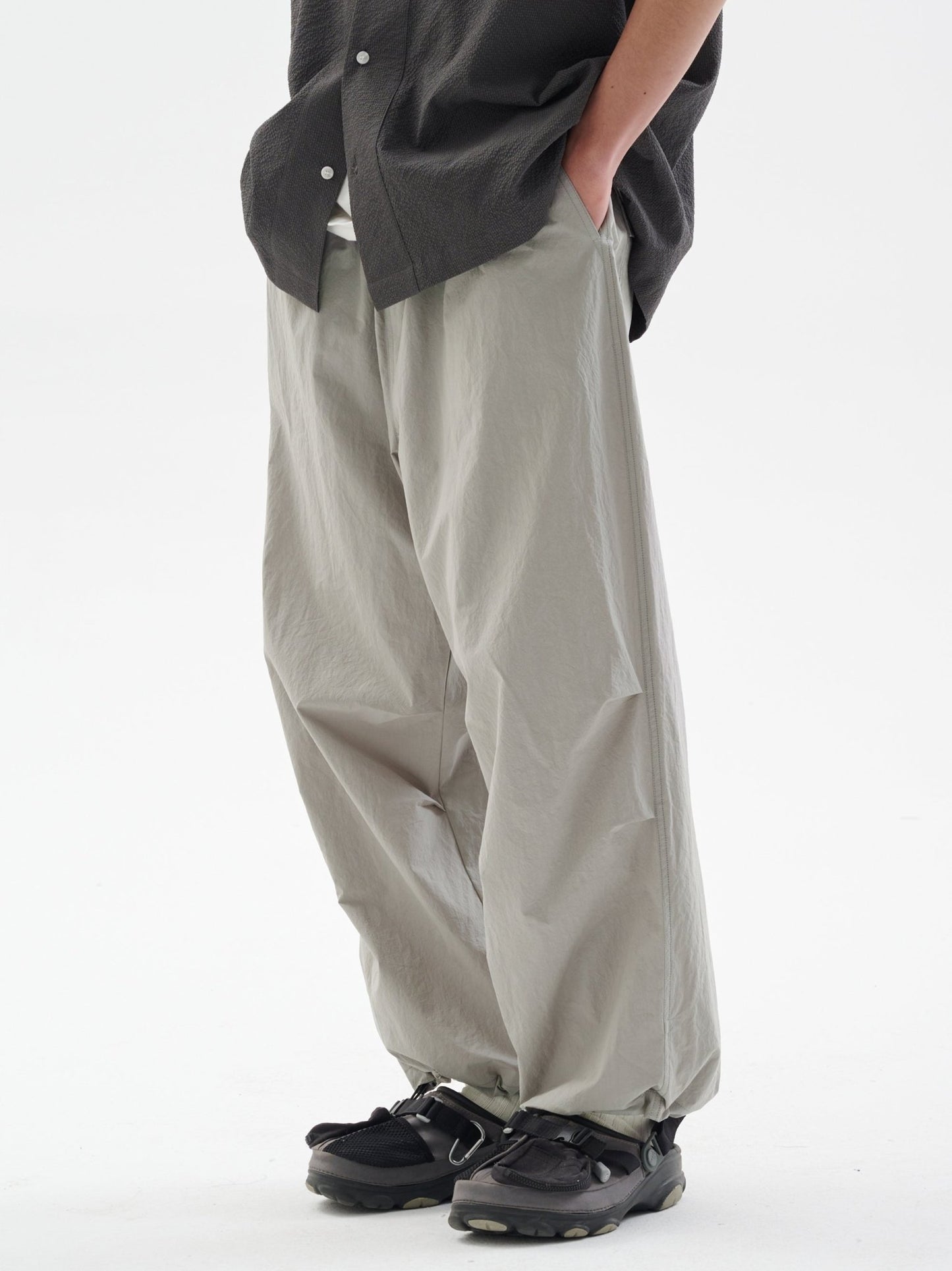 PARACHUTE SOLDIER PANTS B40009