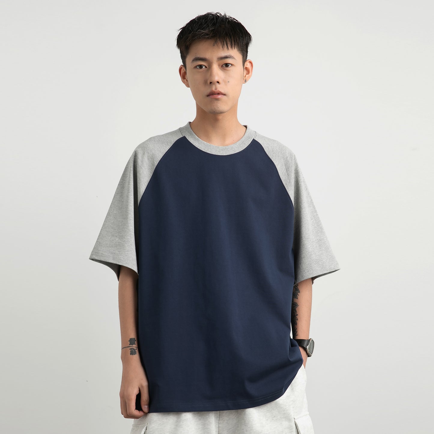 SLEEVE SHORT-SLEEVED T-SHIRT V66691