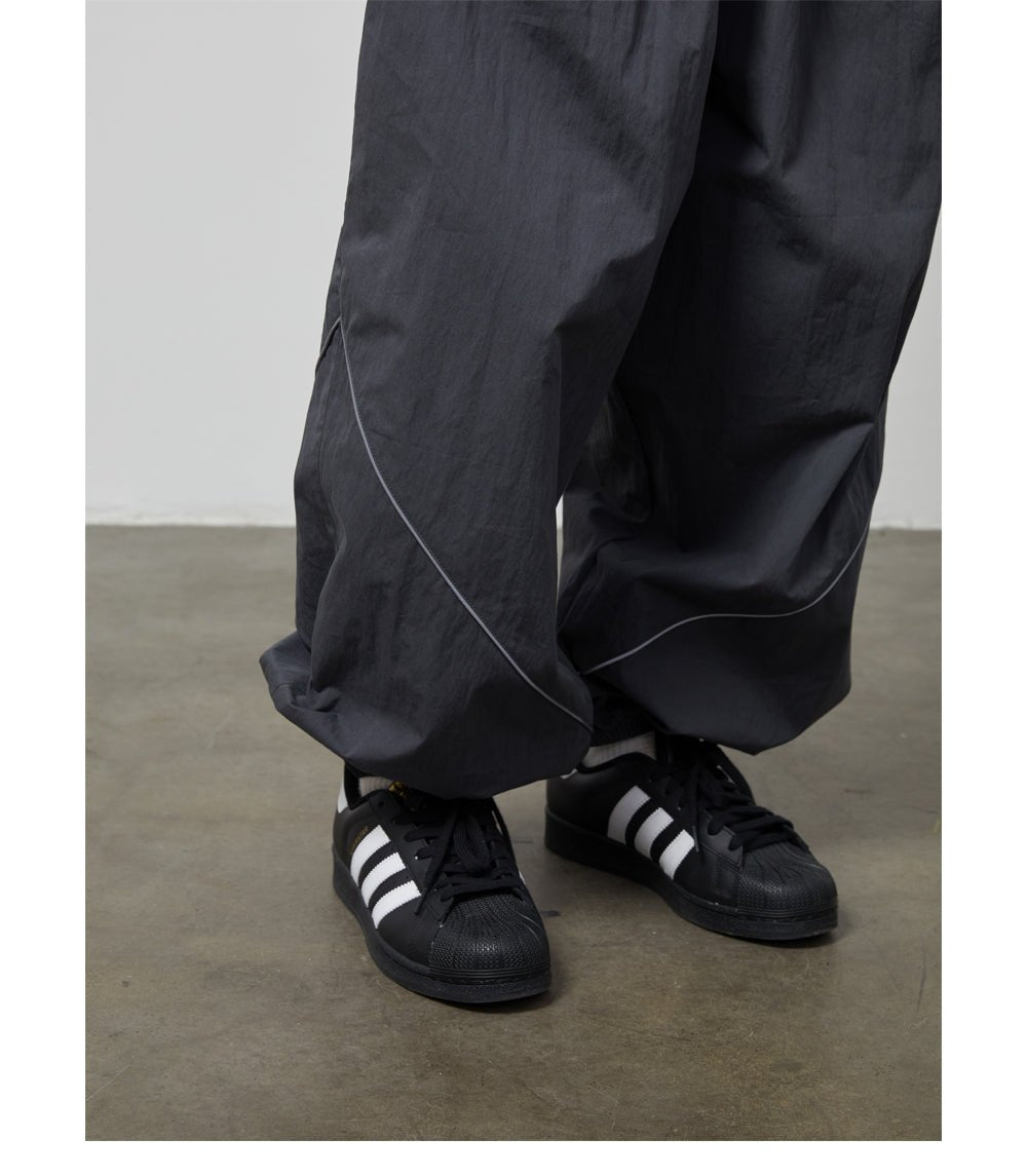 CONTOURED DRAWSTRING PANTS V77770