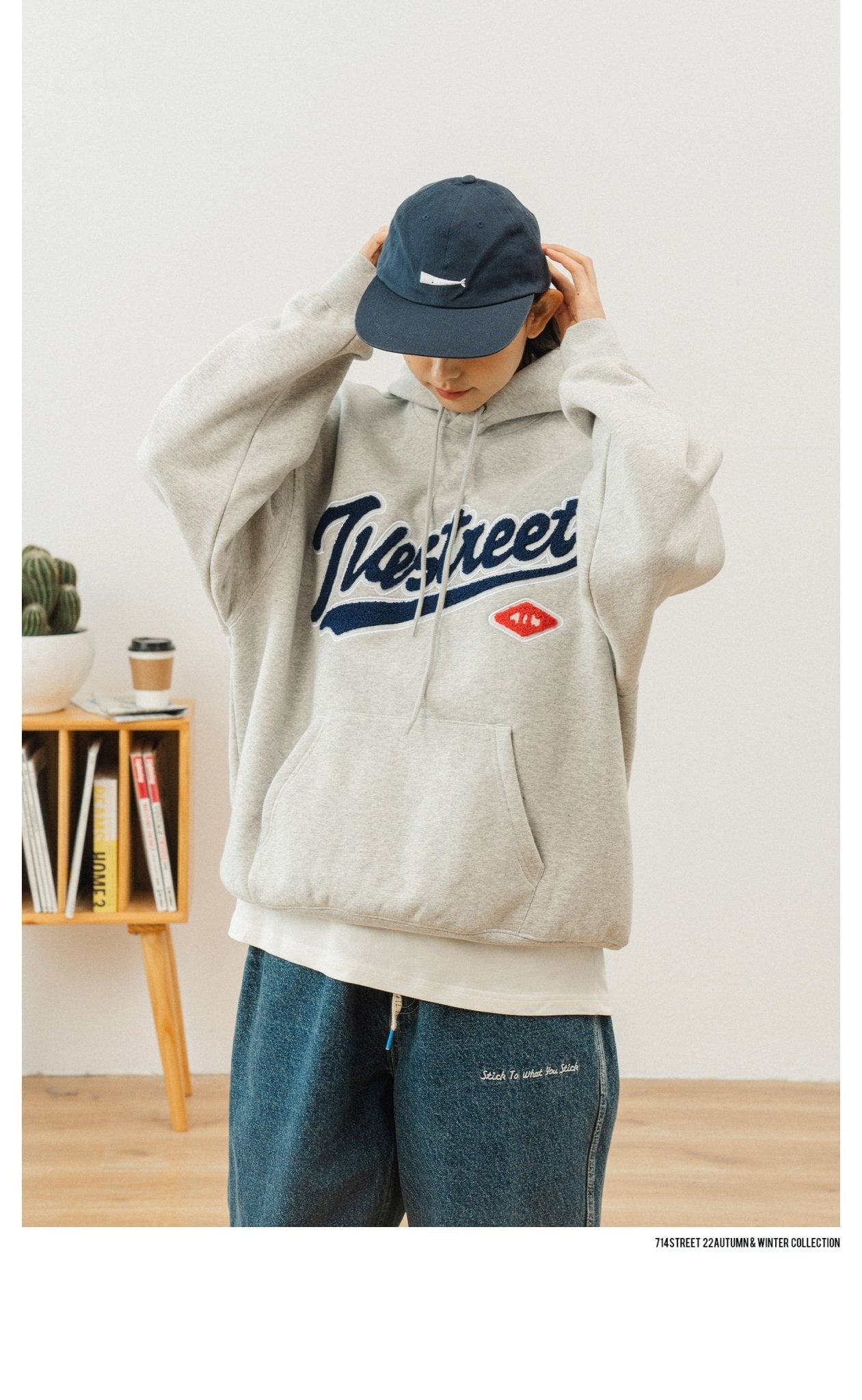 HOODIE SWEATSHIRT S74595