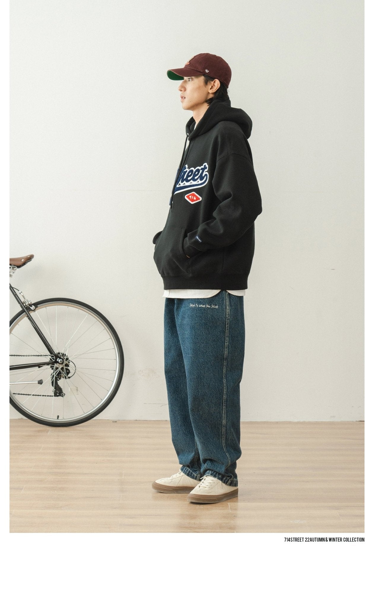 HOODIE SWEATSHIRT S74595