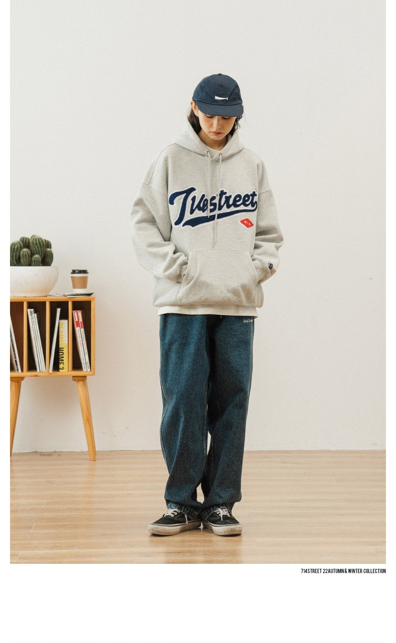 HOODIE SWEATSHIRT S74595