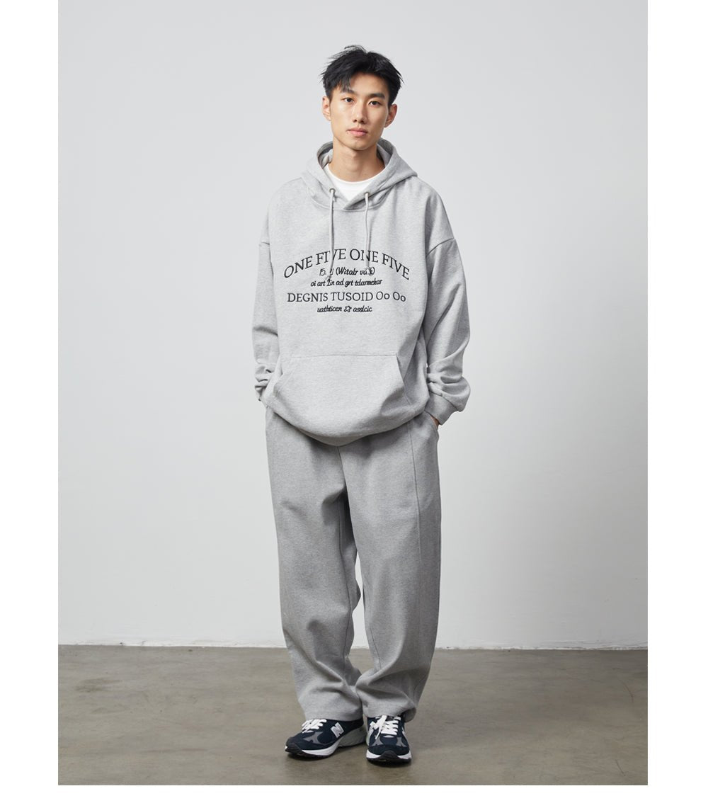 EMBROIDERED HOODED SWEATSHIRT V52777