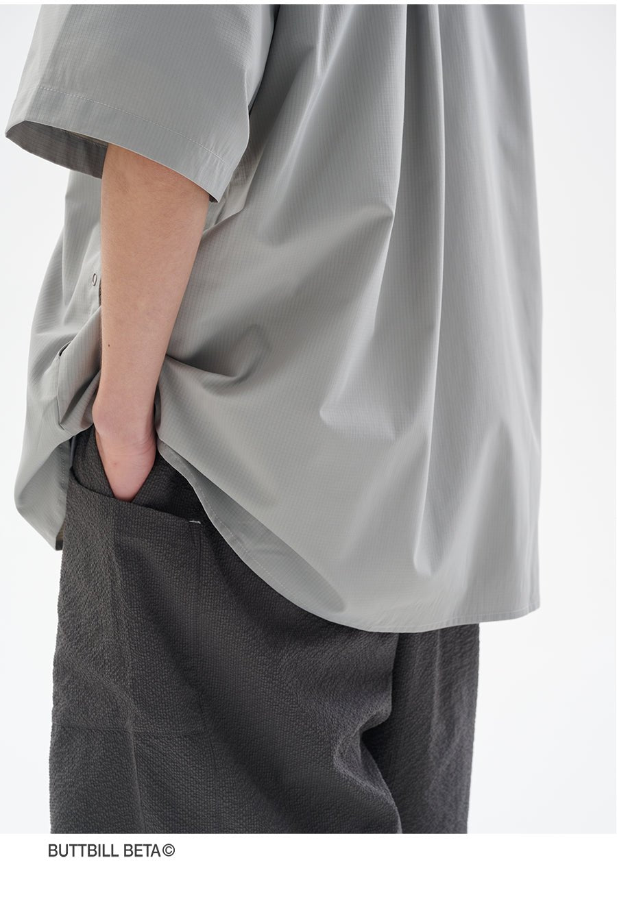 SLEEVE POCKET SHORT-SLEEVED SHIRT B76664