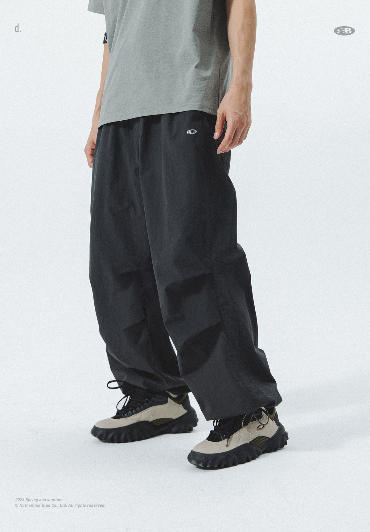 FUNCTIONAL WIND PARACHUTE PANTS N47482