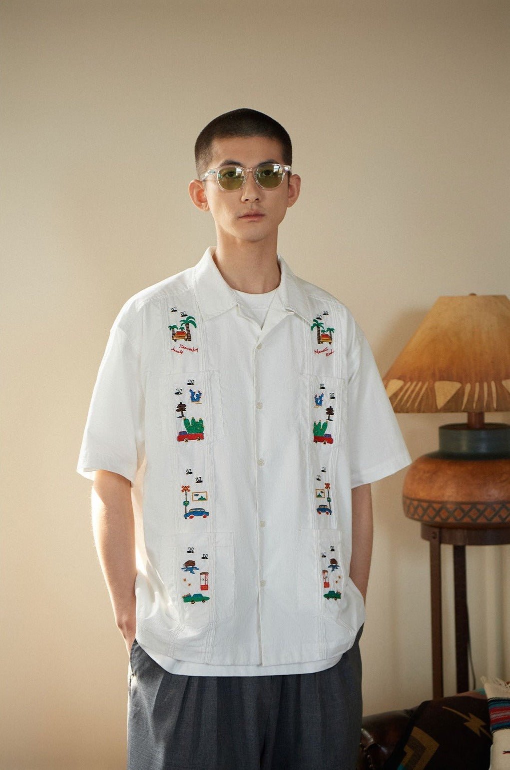 HAWAIIAN SHORT SLEEVE WHITE MODIFIED CUBAN SHIRT E74000