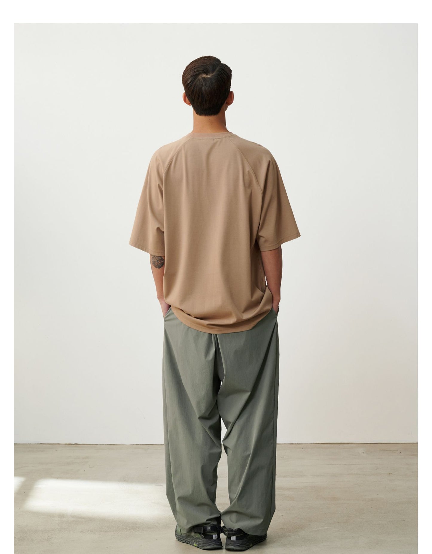 QUICK-DRYING STRAIGHT CASUAL PANTS V59882